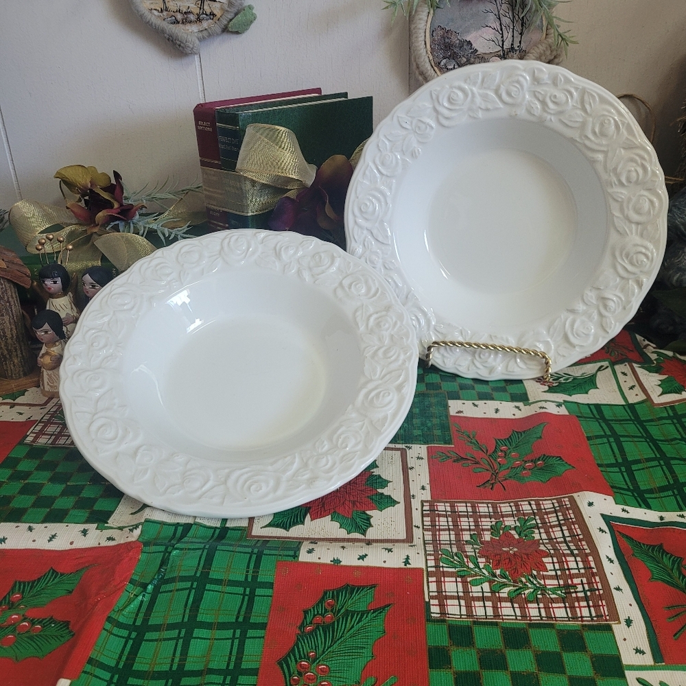 Vintage White Embossed Dinnerware Bowls Floral Italy